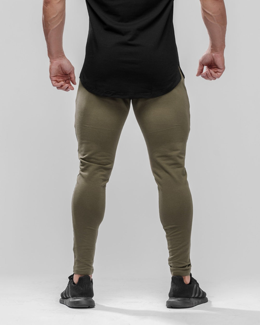 HERA x HERO DLUXX Joggers - Olive